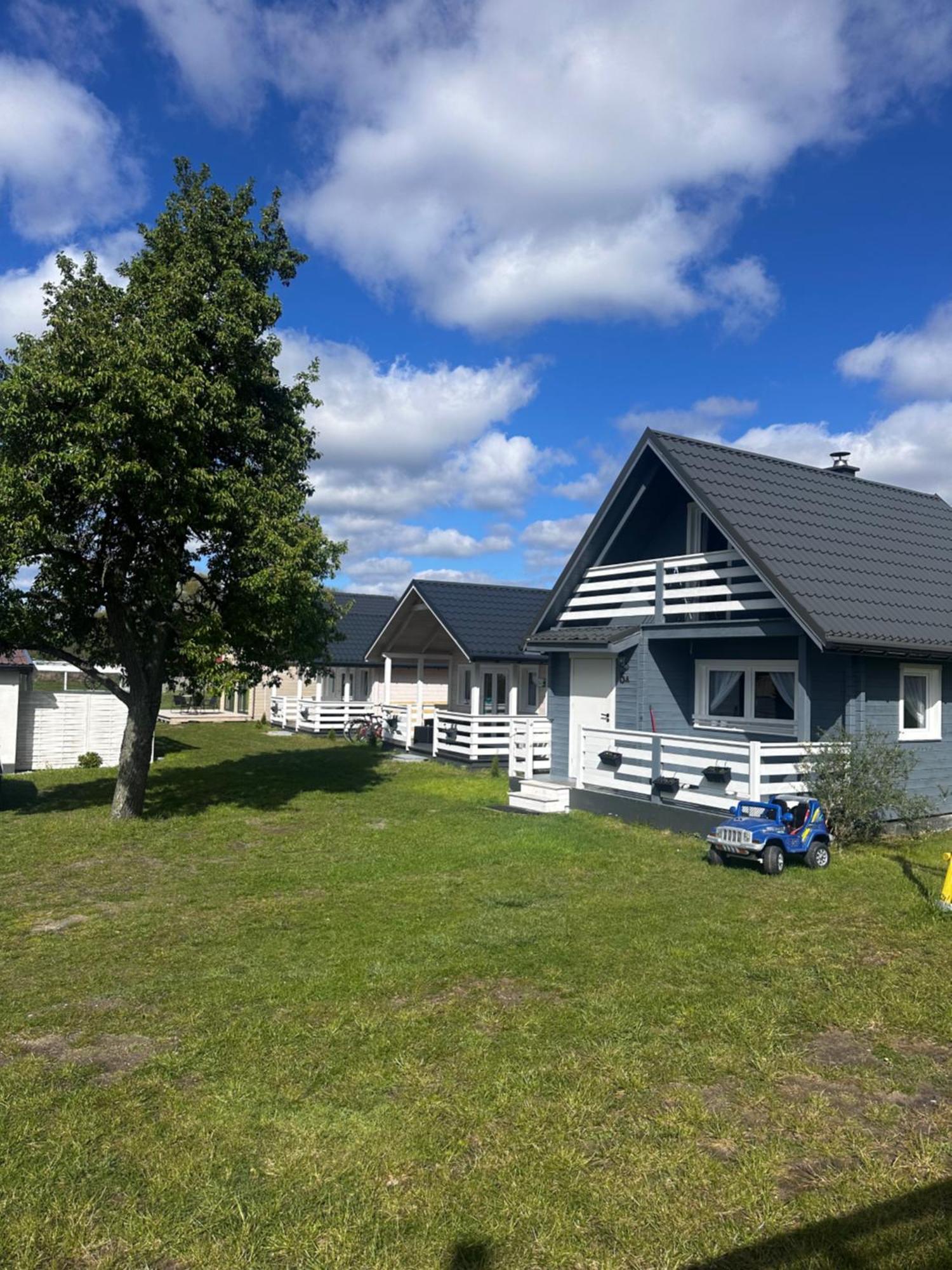 Chatki Nad Wodnym Zakatkiem. Wapnica (West Pomeranian) Exterior foto